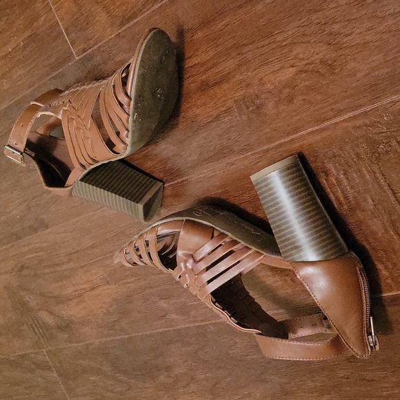 High Heels Sandals - Picture 5 of 5